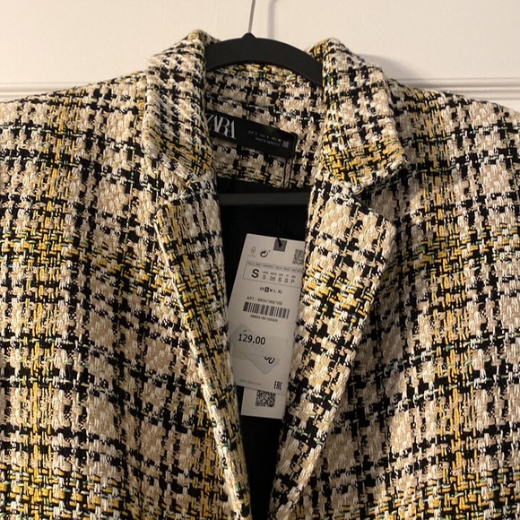 Zara mixed tweed blazer dress with gold chain belt - Picture 8 of 11